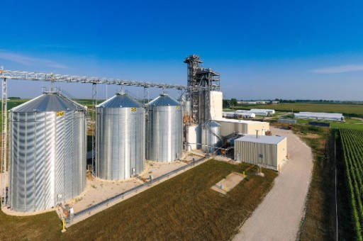 飼料廠廢氣惡臭處理用什么環(huán)保設(shè)備